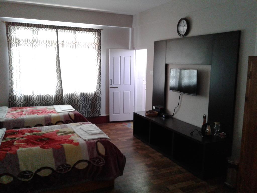 Aapas Residency Hotel กาลิมปง ภายนอก รูปภาพ