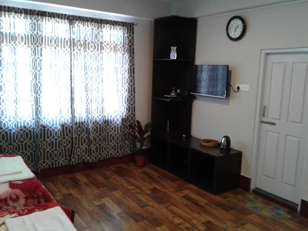 Aapas Residency Hotel กาลิมปง ภายนอก รูปภาพ